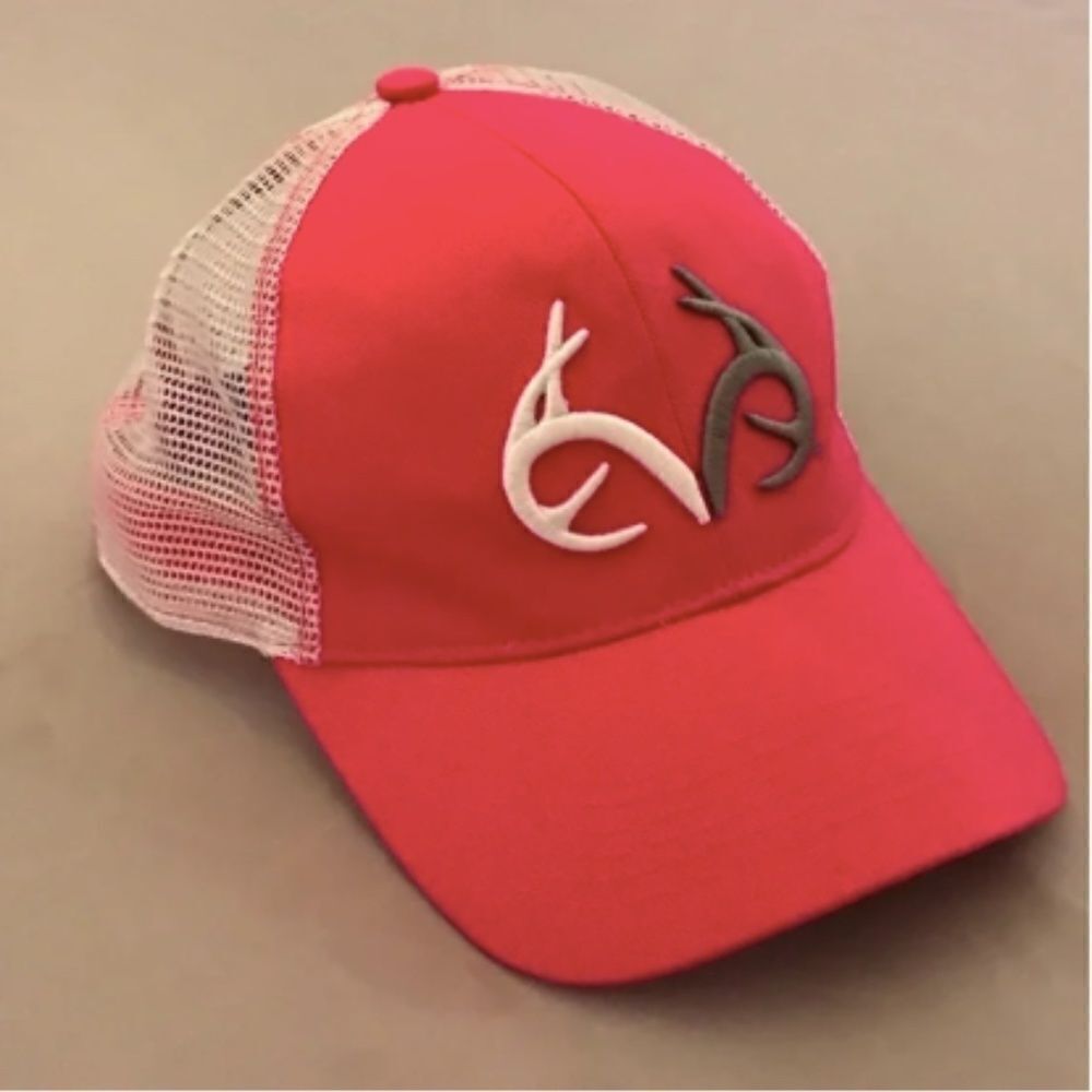 Realtree Pink & White Trucker Hat - Picture 5 of 13